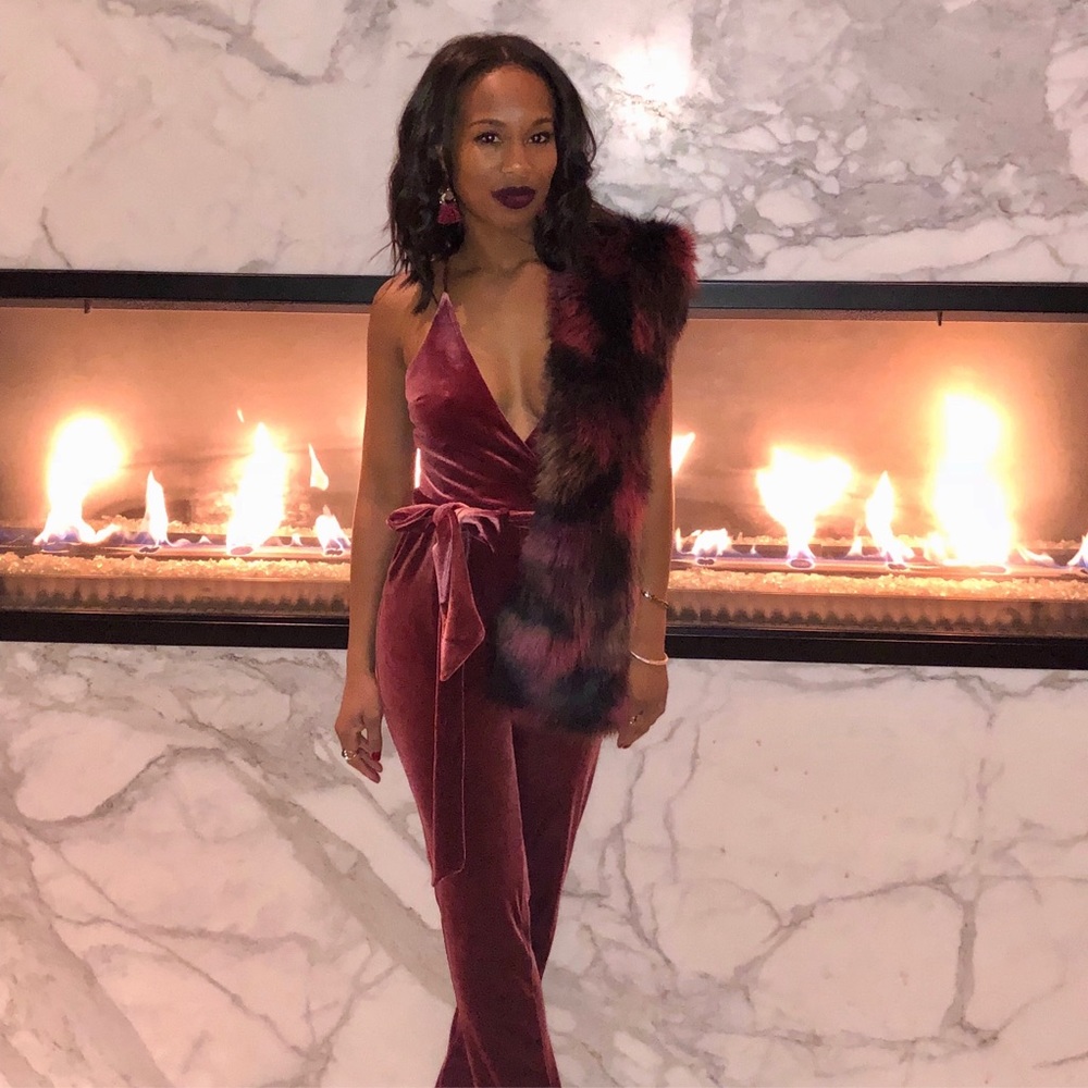 Express Velvet Jumpsuit Open Back Size 0 Petite